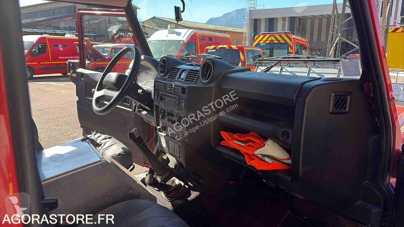 Furgoneta Land Rover DEFENDER