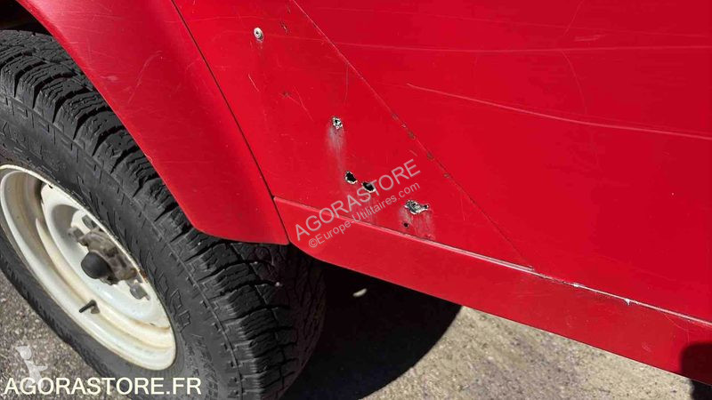 Furgoneta Land Rover DEFENDER