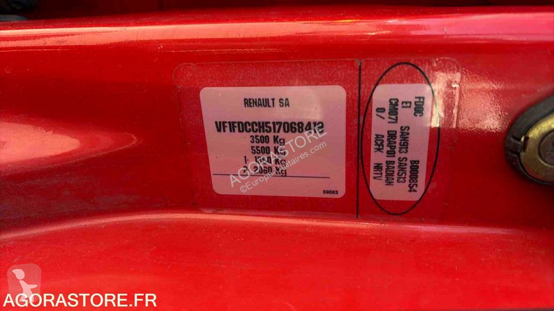 Лекотоварен автомобил Renault MASTER