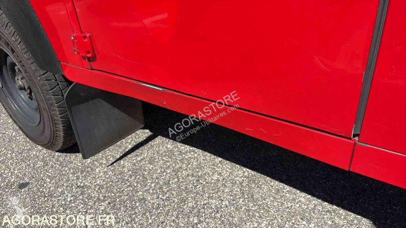 Furgoneta Land Rover DEFENDER
