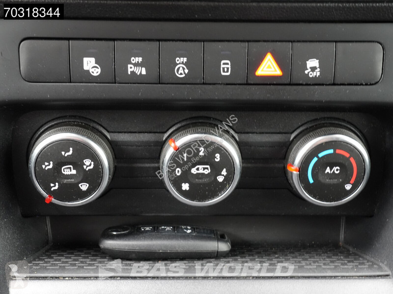 Furgoneta Mercedes 112 CDI L2H1 LED lima amera...