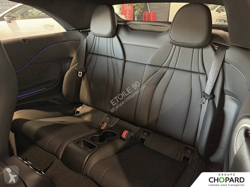 Коммерческий автомобиль Mercedes CLE Cabriolet...