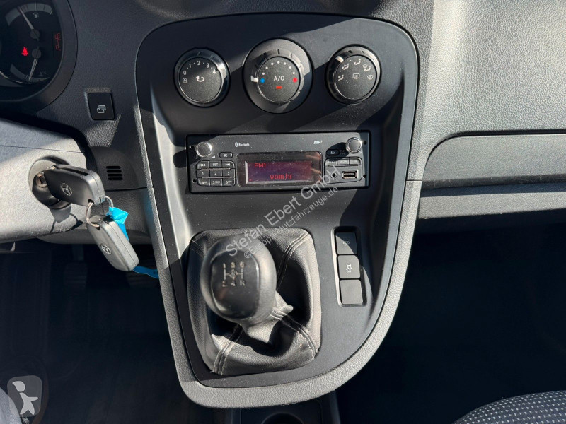 Коммерческий автомобиль Mercedes 109 CDI Mixto...
