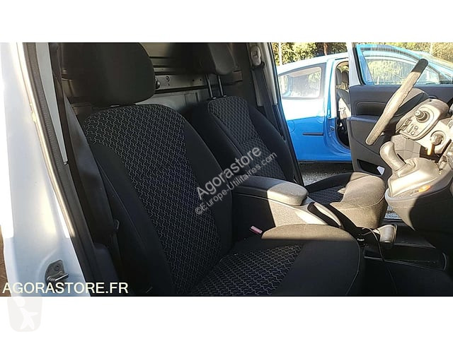 Коммерческий автомобиль