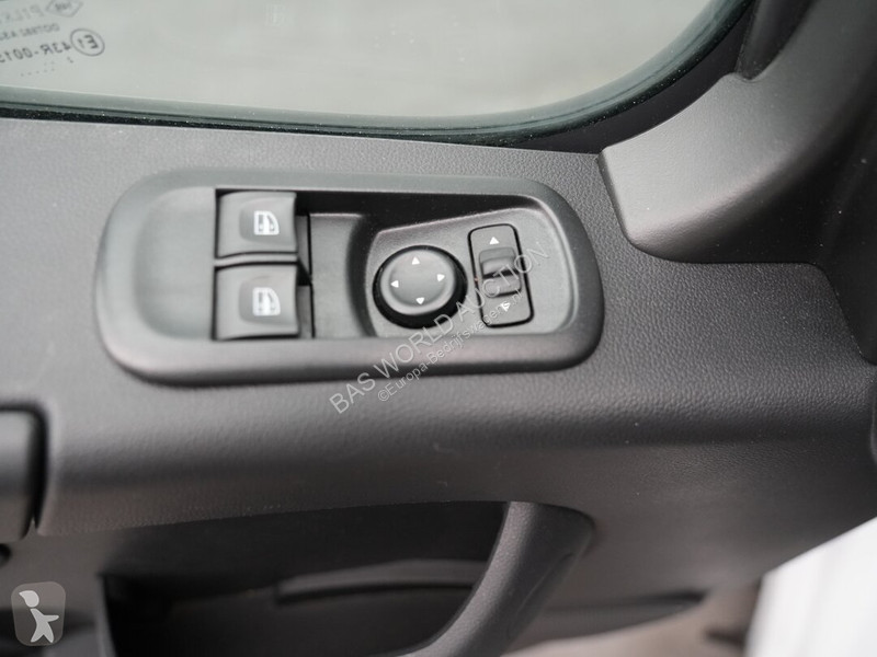 Furgoneta Renault 145PK