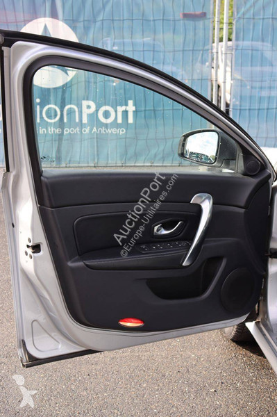 Haszongépjármű Renault  latitude