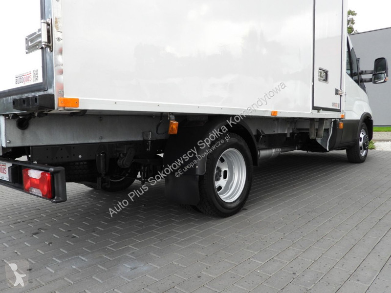 Veículo utilitário Iveco 35C14 DAILY