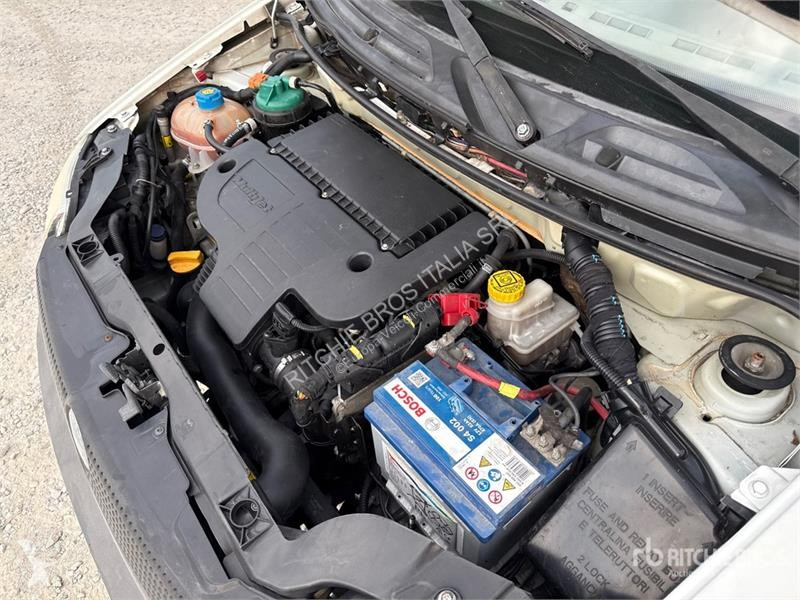 Veículo utilitário Fiat Cargo Van