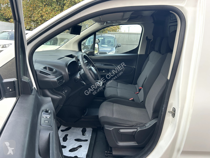 Užitkové vozidlo Citroën M 1000KG 1.5 Bluehdi...