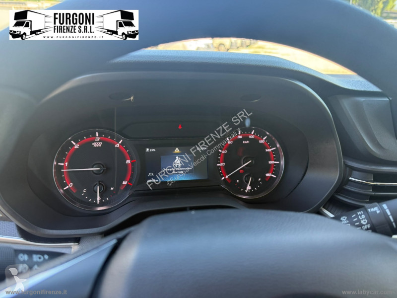 Véhicule utilitaire Maxus 9 2.0CRDI 150CV AWD...