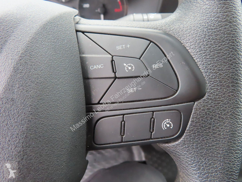 Užitkové vozidlo Iveco 35C16  3,0  Möbelkoffer...