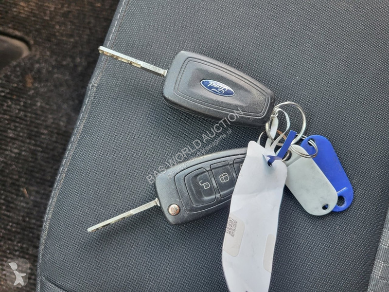 Véhicule utilitaire Ford 280 2.0 TDCI L1H1 Trend