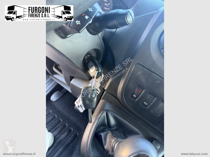 Veicolo commerciale Renault T35 2.3 dCi/130 TP...