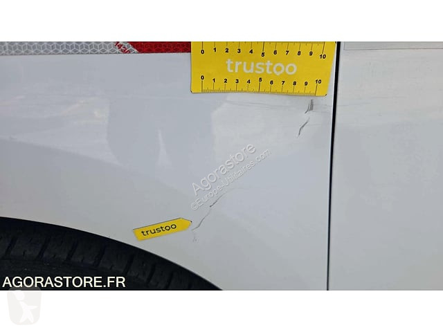Коммерческий автомобиль