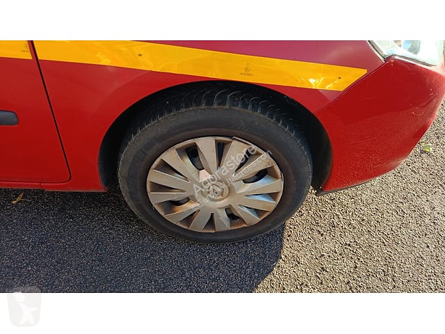 Коммерческий автомобиль Renault CLIO