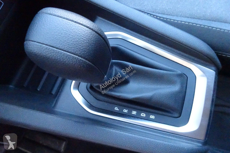 Коммерческий автомобиль Renault CLIO E-TECH 1,6...
