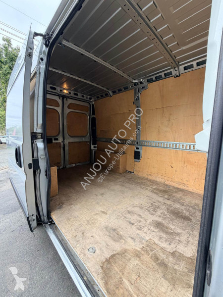 Nyttofordon Citroën 33 L2H2 2.0 HDi 130 S&S...