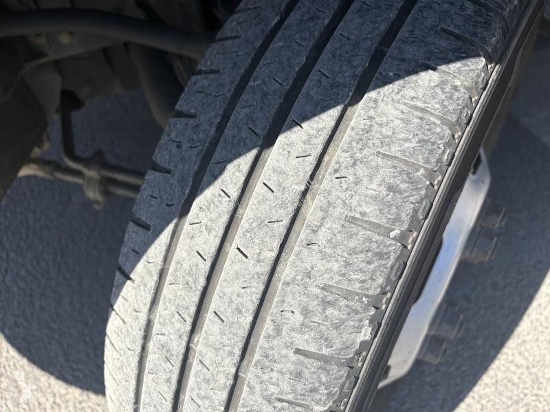 Nyttofordon Iveco 35C18V12