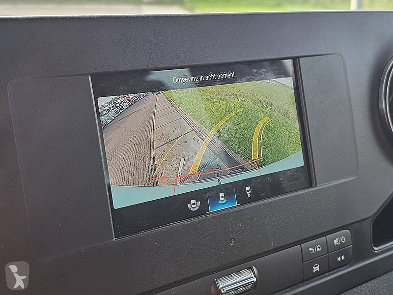 Autoutilitară Mercedes 317 L2H2 Dubbele Cabine!