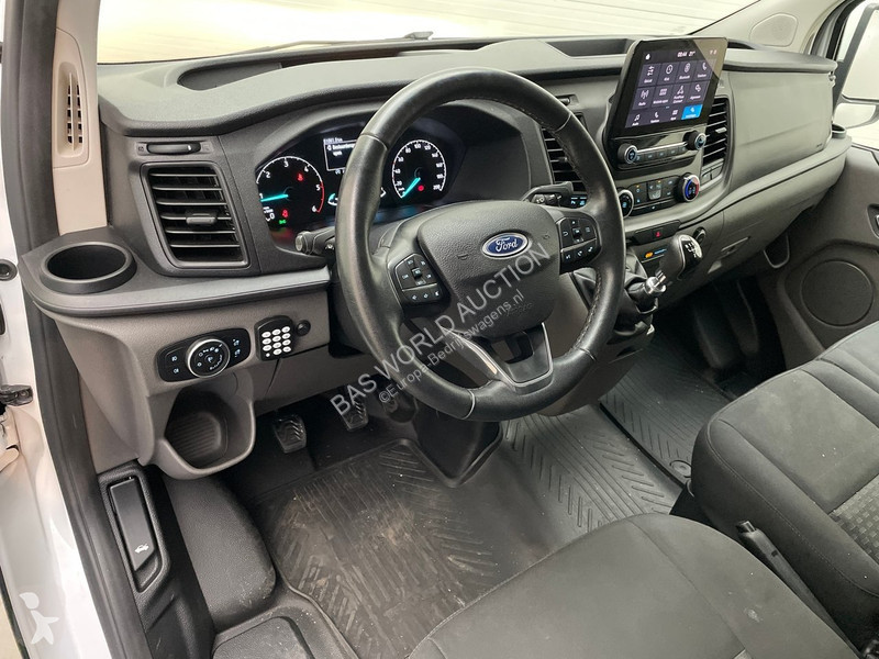 Лекотоварен автомобил Ford 300 2.0 TDCI L2H1 Trend