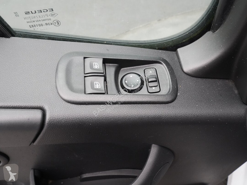عربة نفعية Renault 135PK
