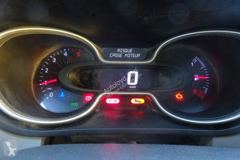 Véhicule utilitaire Renault TRAFIC 1.6 DCI 120...