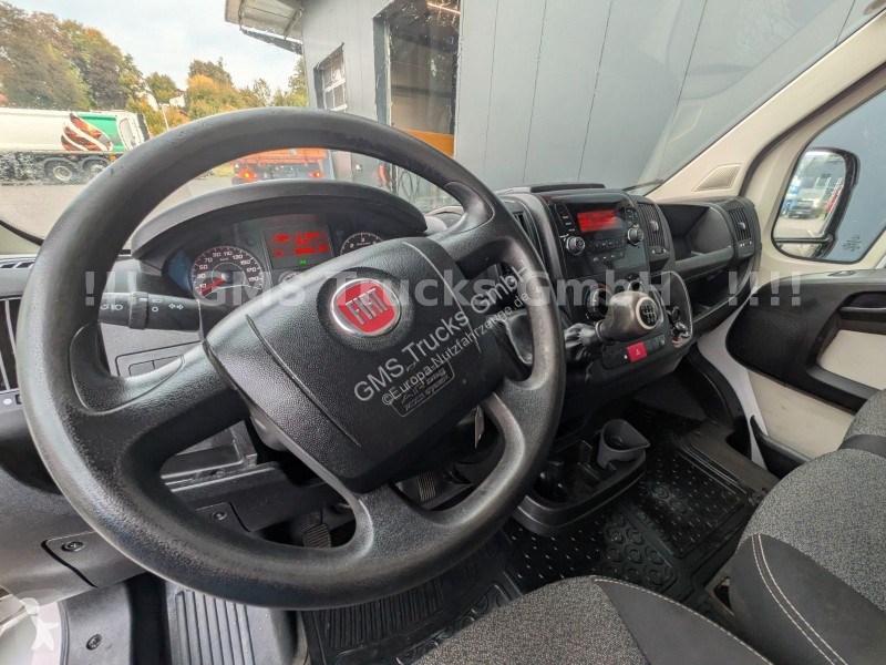 Véhicule utilitaire Fiat Multijet 130 / Nur...