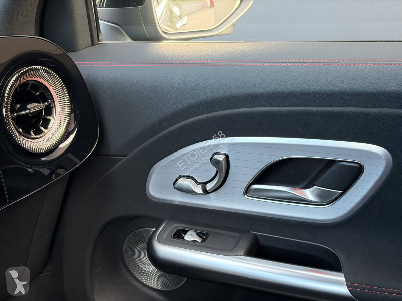 Véhicule utilitaire Mercedes GLB 250+ EQ