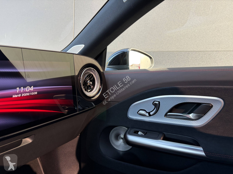Véhicule utilitaire Mercedes CLA Shooting Brake...
