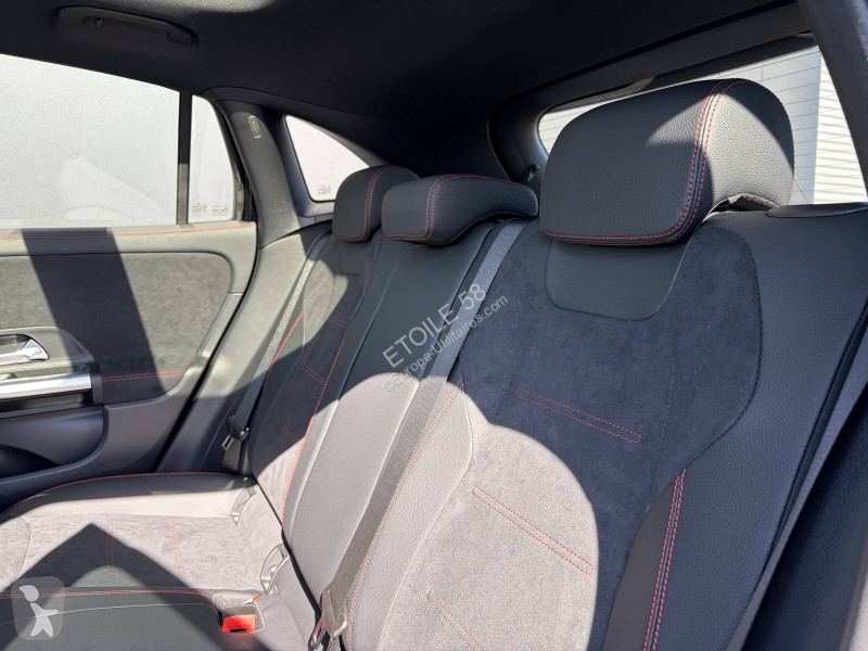 Véhicule utilitaire Mercedes GLA 180 7G-DCT