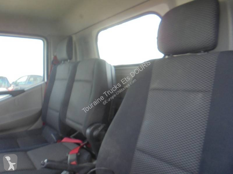 Véhicule utilitaire Renault 130 2.5 DCI