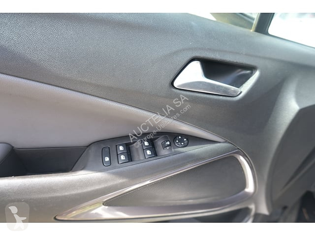 Véhicule utilitaire Opel