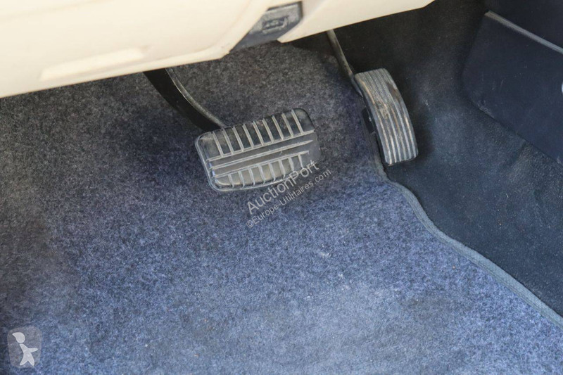 Véhicule utilitaire Mitsubishi