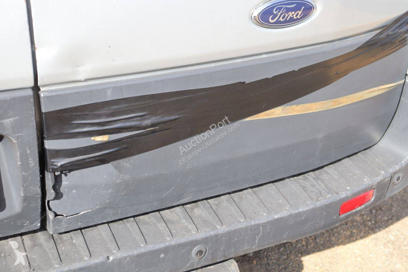 Véhicule utilitaire Ford