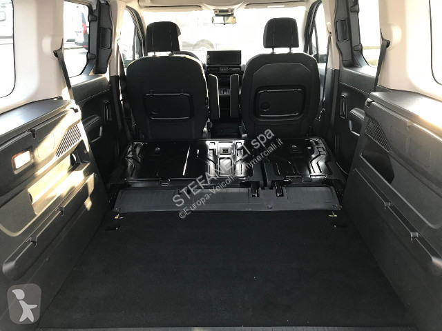 Véhicule utilitaire Fiat Doblo van d.cab XL 1.5...