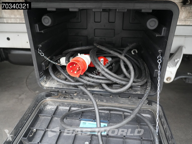 Véhicule utilitaire Mercedes 317 CDI Automaat...