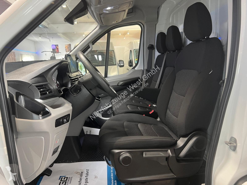Véhicule utilitaire Maxus 9 2.0 TDCi L3H2...