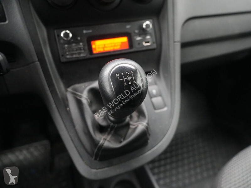 Véhicule utilitaire Mercedes 111 CDI
