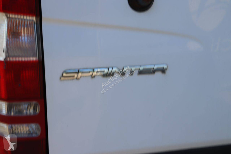 Véhicule utilitaire Mercedes 310 CDI