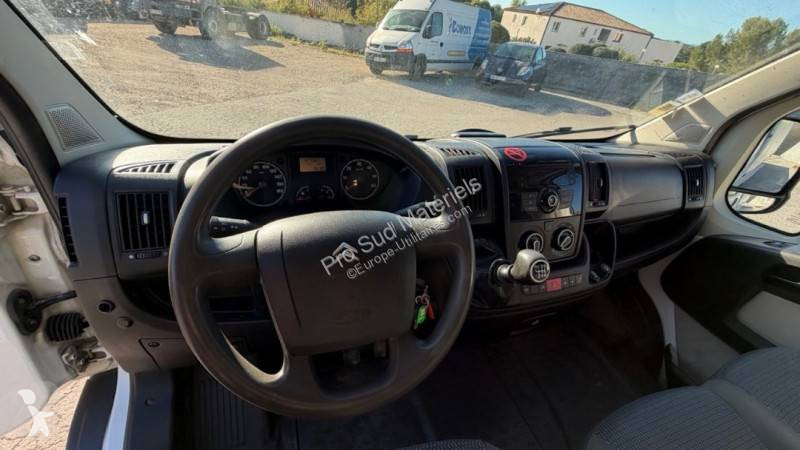Véhicule utilitaire Citroën 2.0 HDi 130 CONFORT