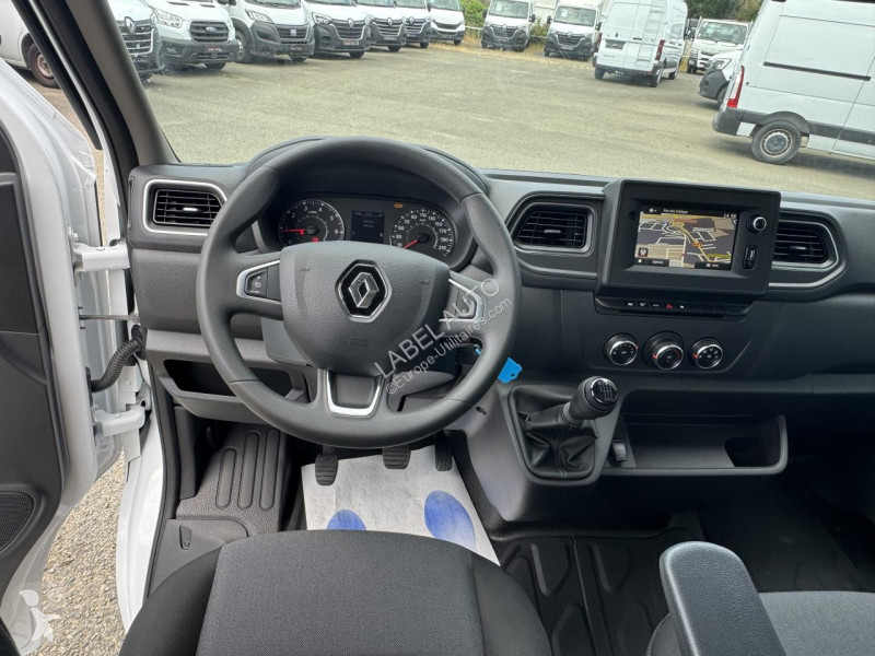 Renault MASTER DEPANNEUSE 3T5 PORTE VOITURE 2.3...