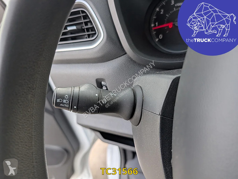 Renault 2.3 DCI KOFFER MET LAADBRUG van