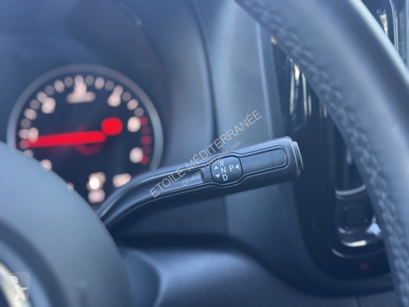 Mercedes 119 CDI Mixto Compact Select 9G-Tronic...