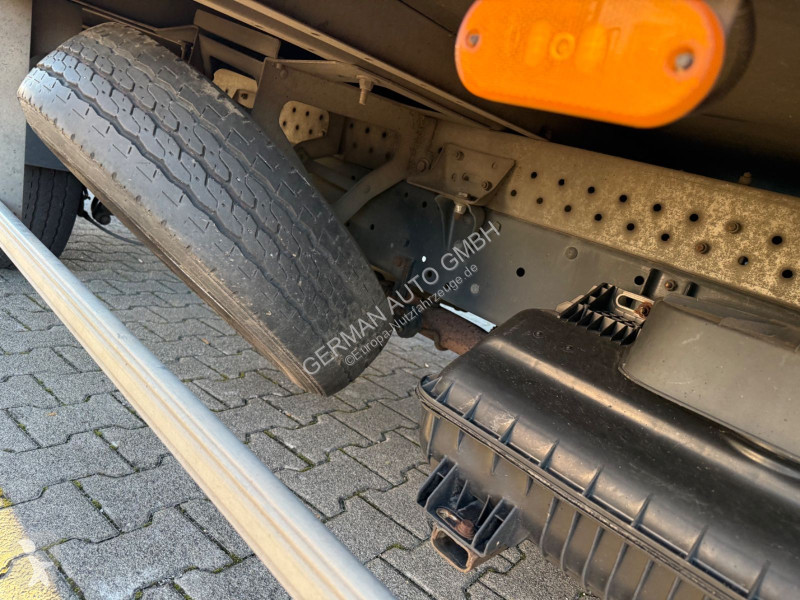 Furgoneta Iveco 35C15 3,0L Koffer LBW 750kg...