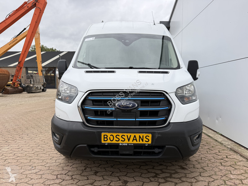 Ford E van