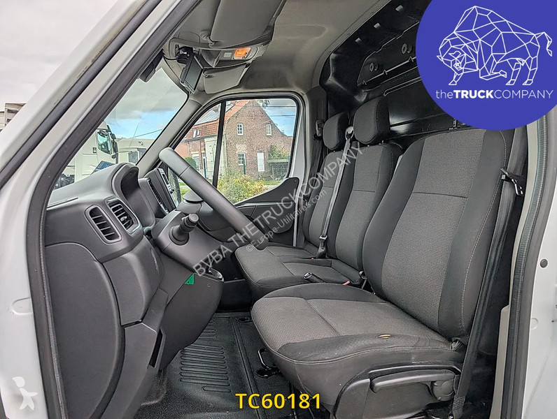 Renault 130.35 l2h2 navcelle van