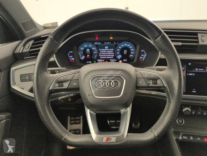 Audi Q3 Transporter