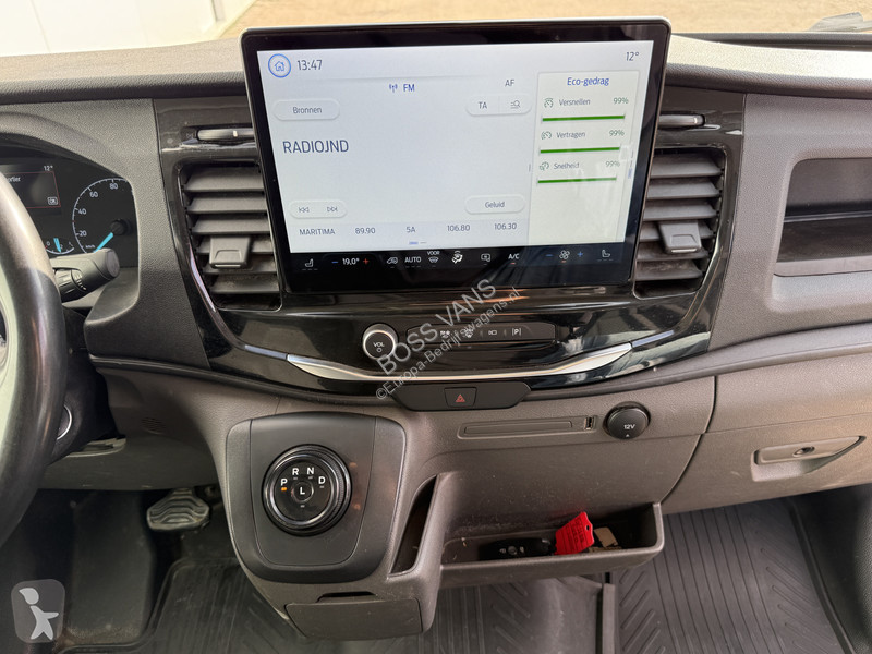 Véhicule utilitaire Ford E