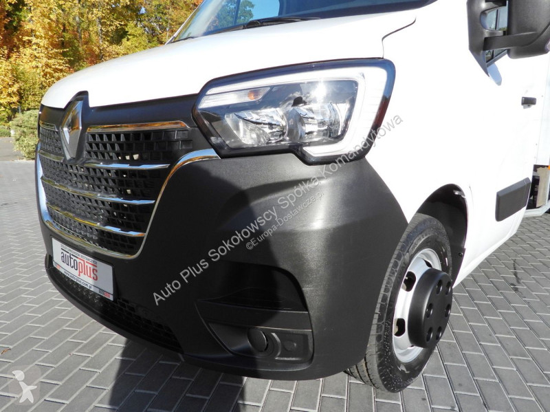 عربة نفعية Renault  MASTER