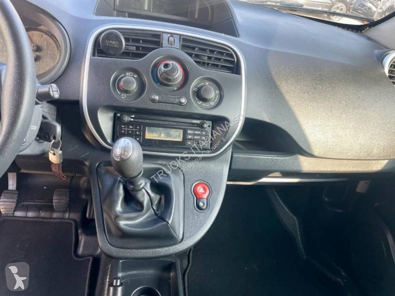Furgoneta Nissan